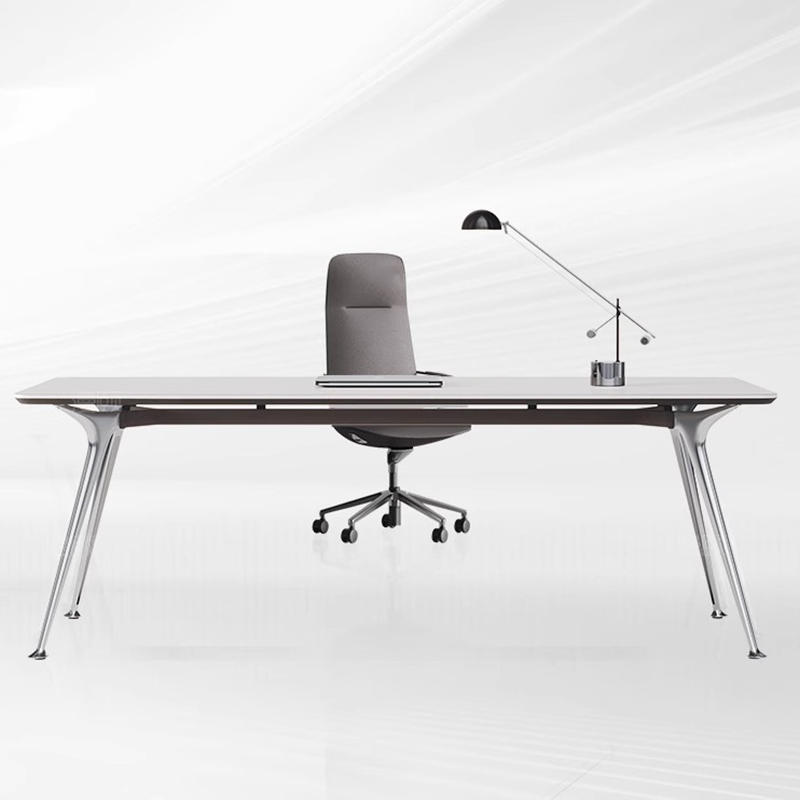 Long Straight Managers Desk Si - Office Management Technology のレビューと価格